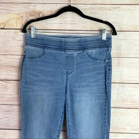 Old Navy Rockstar Pull On Mid Rise Raw Edge Hem Skinny Pants Women’s Size 8 Blue - Picture 2 of 10